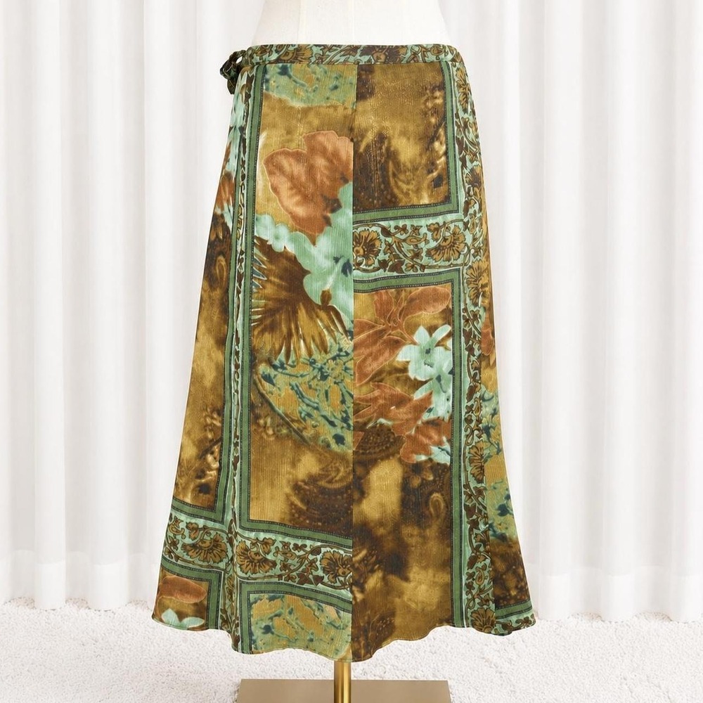 Y2K Floral Patchwork Midi Skirt Y2K floral midi skirt